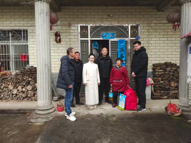 1767057122265893.jpg d83341b52c1aa80903395e933bf273e.jpg